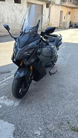 Tmax 560 tech max 2023 polonia