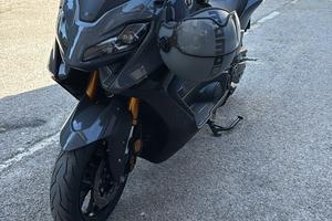 Tmax 560 tech max 2023 polonia