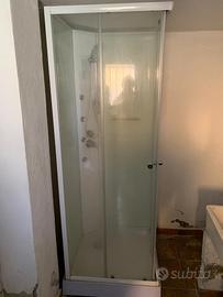 Cabina doccia multifunzione con idromassaggio