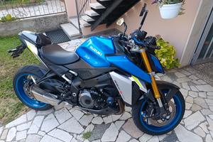 Suzuki GSX S 1000