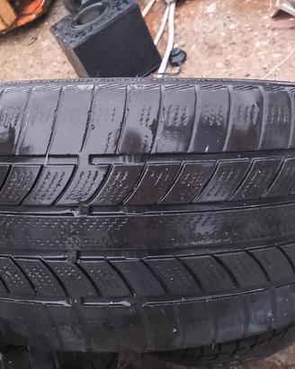 gomme Ford 