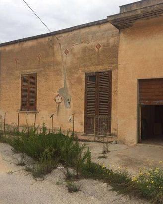 Casa di 100mq piano terra con 600mq di terreno