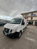 NISSAN NV400