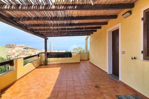 3 LOCALI A CASTELSARDO