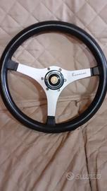 Volante sportivo d'epoca