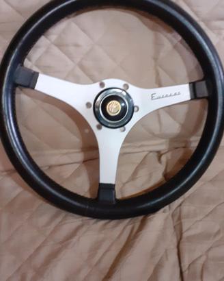 Volante sportivo d'epoca
