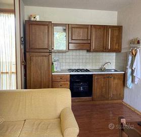 Appartamento di 70 m² con 5 locali e box auto a Se