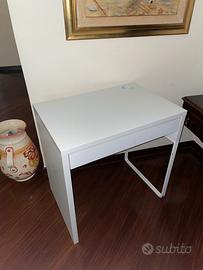 Scrivania ikea completa