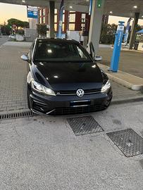 Volkswagen Golf R