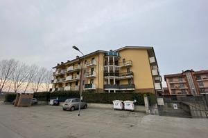 TRILOCALE CON GIARDINO E BOX AUTO IN RECENTE COSTR