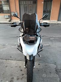 GS 1200