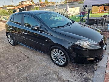 Fiat bravo  super accessoriata. 