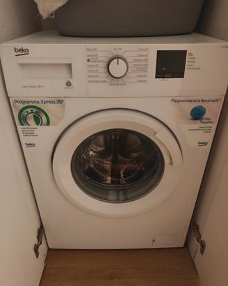 Lavatrice Slim Beko WTX51021W