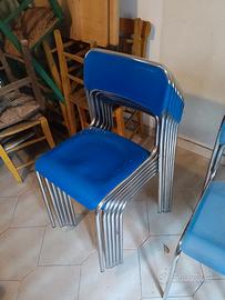 Sedie struttura in acciaio e seduta in abs