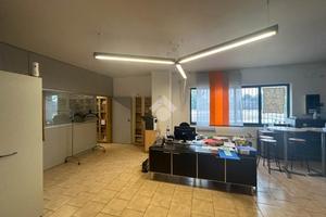 UFFICIO A VIMERCATE