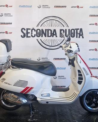 Vespa 300 GTS hpe Racing Sixties