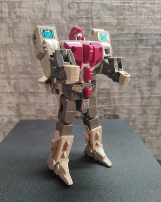 Transformers G1 Abominus 1987 Hasbro Takara