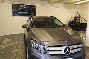 Mercedes-Benz GLA200d 136cv Business