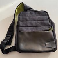 Zainetto monospalla porta laptop Nava Design