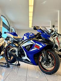 Suzuki GSX-R 750 CONDIZIONI DA VETRINA FINANZIABIL