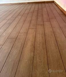 Gres porcellanato effetto legno 16 mq 14,7x120 