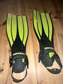 Attrezzatura sub subacquea