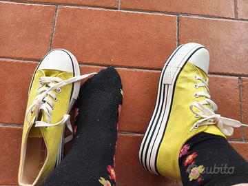sneakers e calzini donna