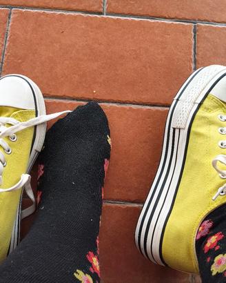 sneakers e calzini donna
