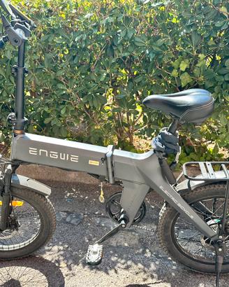 Bicicletta elettrica Enguie c20 pro