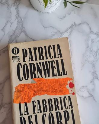 "La fabbrica di corpi" - Patricia Cornwell