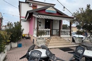 27R - trattoria bar con camere