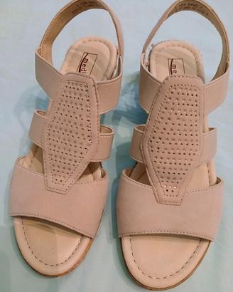 sandali beige 