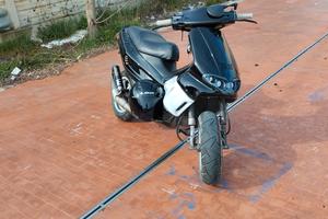 runner 50