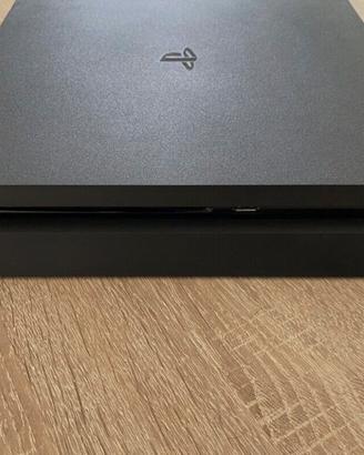 Ps4 slim 1TB