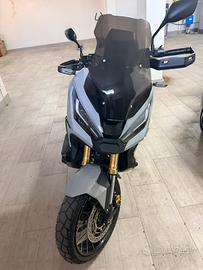 Honda XADV 750
