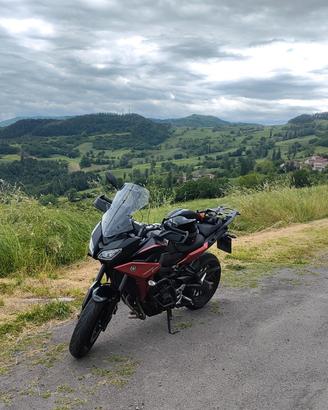 Moto Yamaha tracer 900
