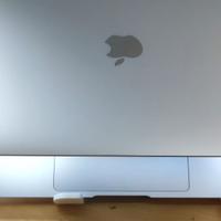 MacBook air M 1 2024 yaers