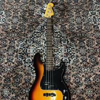squier precision bass