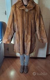 Pellicciccia di visone pari al nuovo