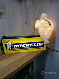 insegna luminosa michelin 