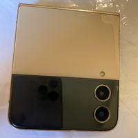 Samsung Z Flip4