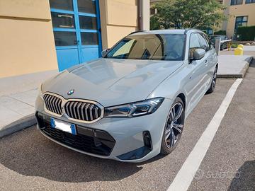 BMW 320d Touring mhev 48V xdrive MSport auto