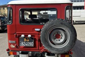 Toyota Land Cruiser BJ 42