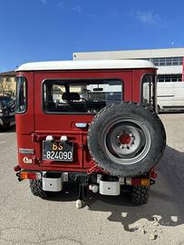 Toyota Land Cruiser BJ 42