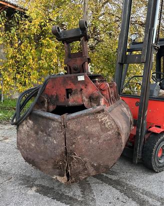 benna marca Rozzi per escavatore con CE- portata 1