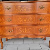 CASSETTIERA IN STILE