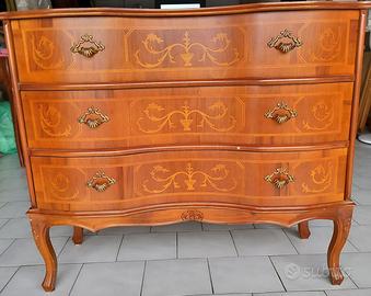 CASSETTIERA IN STILE