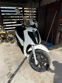 Carnaby 300