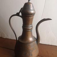Bricco antico in rame con beccuccio, vintage