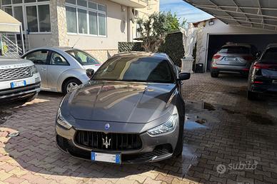 MASERATI Ghibli 3.0d camera pelle fulled_peermute